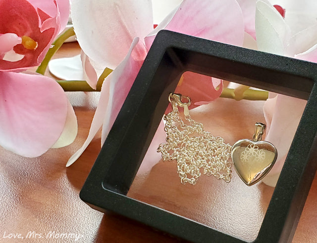 Pictures On Gold Will Make This Mother’s Day Her Most Memorable Yet!