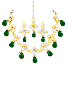 Karatcart 22K GoldPlated Antique origins Kundan Green Drop Necklace Set For Women