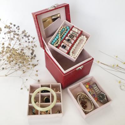 European Small Portable Jewelry Box