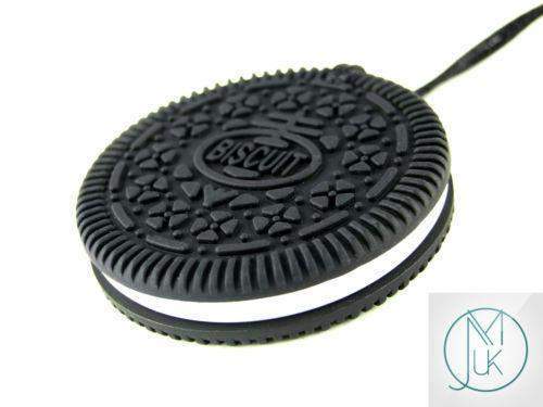 Black Biscuit Pendant Teething Necklace