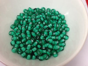 White Lined Light Green 6/0 (20/218) Qty: 10 grams **