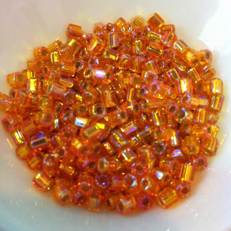 Orange Silverlined Rainbow 2-Cut 6/0 (637) Qty: 10 grams