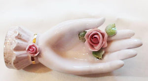 VINTAGE '60s LEFTON CHINA CO. HAND PAINTED PORCELAIN RING & JEWELRY HOLDER ADORNED WITH A ROSE