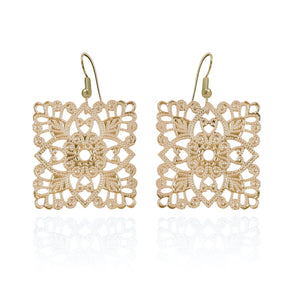 Lacey Square Yellow Gold Earrings
