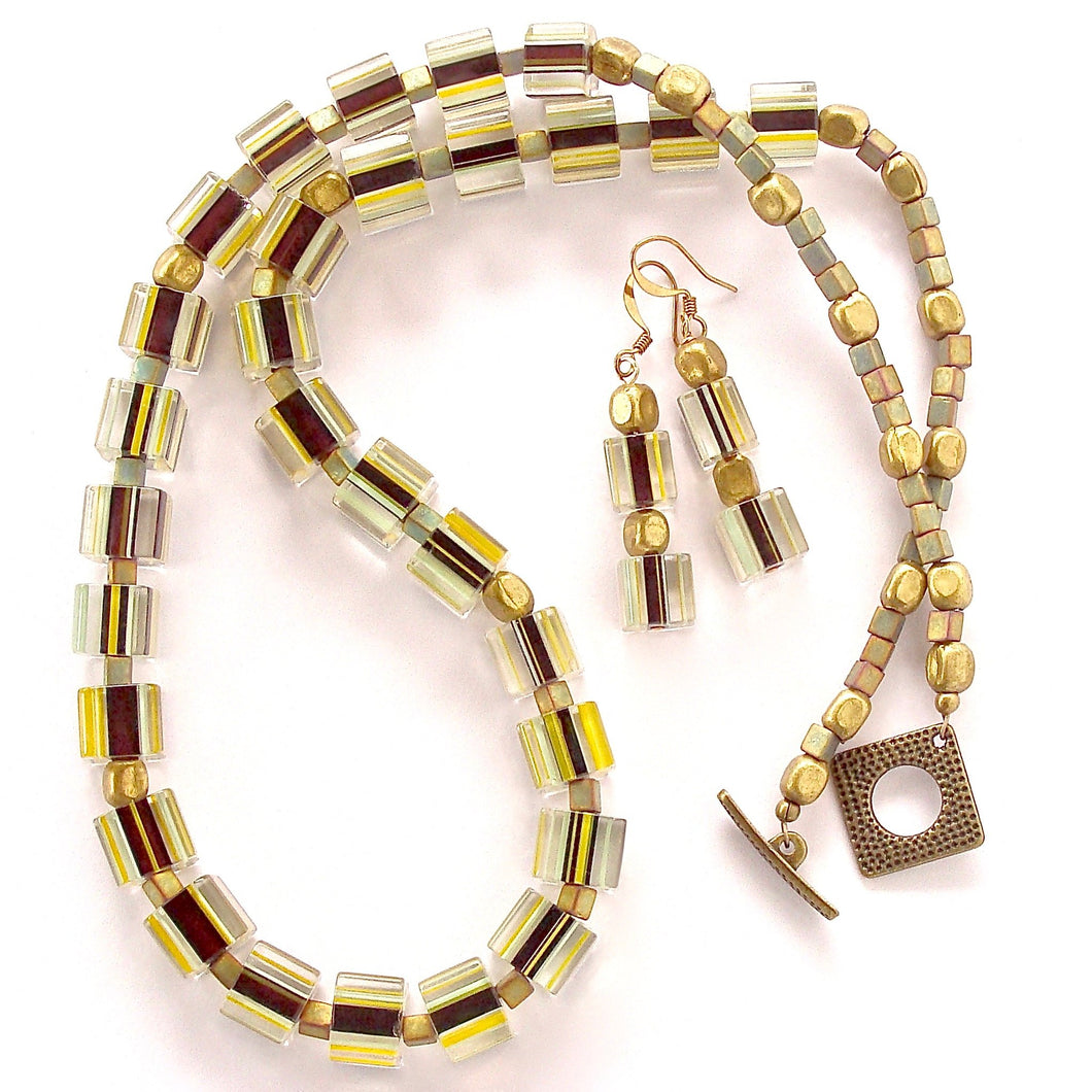 Klee: Mod Necklace of Striped Cane Glass