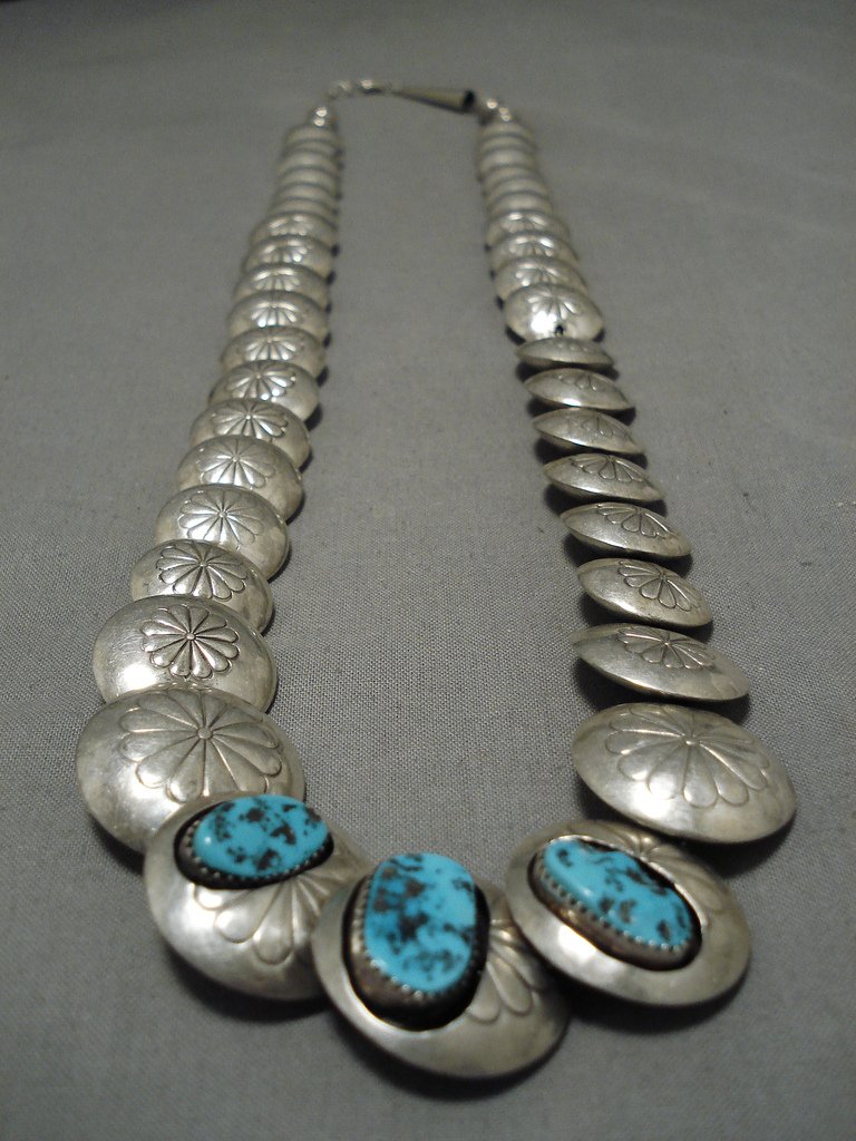 Exquisite Vintage Native American Navajo Turquoise Sterling Silver Bead Necklace Old