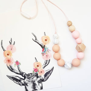 Indi Necklace Peach Marble