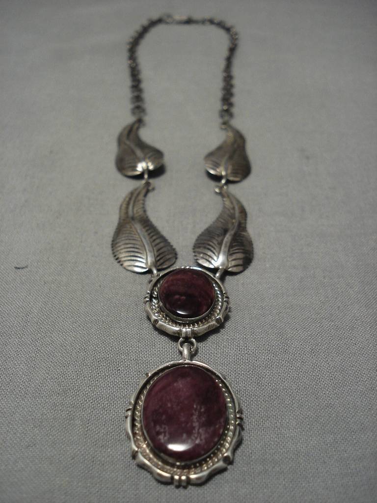 Fabulous Vintage Native American Navajo Purple Spiny Oyster Sterling Silver Leaf Necklace Old