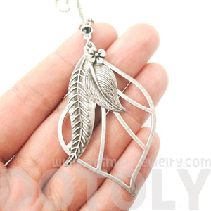 Mixed Floral Leaf Cut Out Shaped Pendant Necklace in Silver | DOTOLY