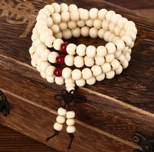 Load image into Gallery viewer, 8MM Natural Sandalwood Buddhist Buddha Wood Prayer Bead Mala